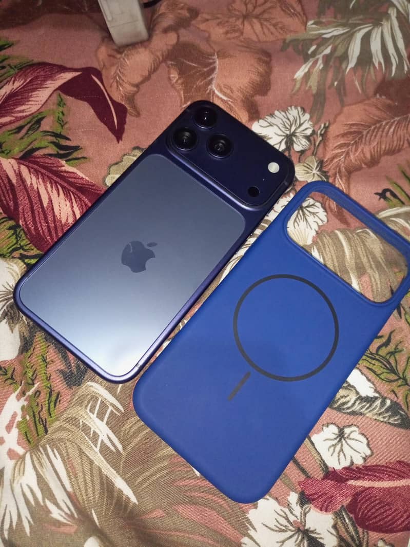 Apple iPhone 17 Pro Max 8