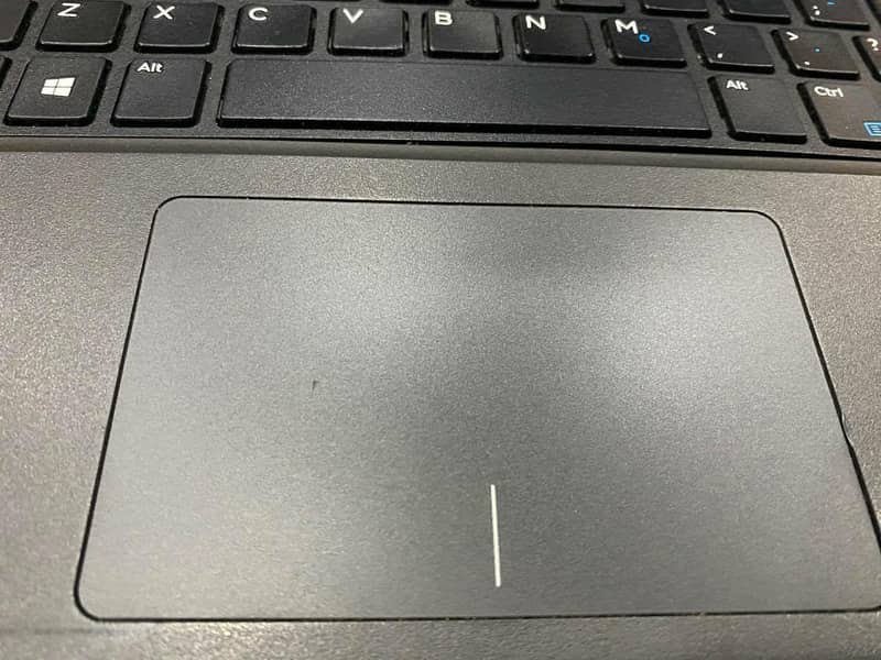 Dell Laptop 3