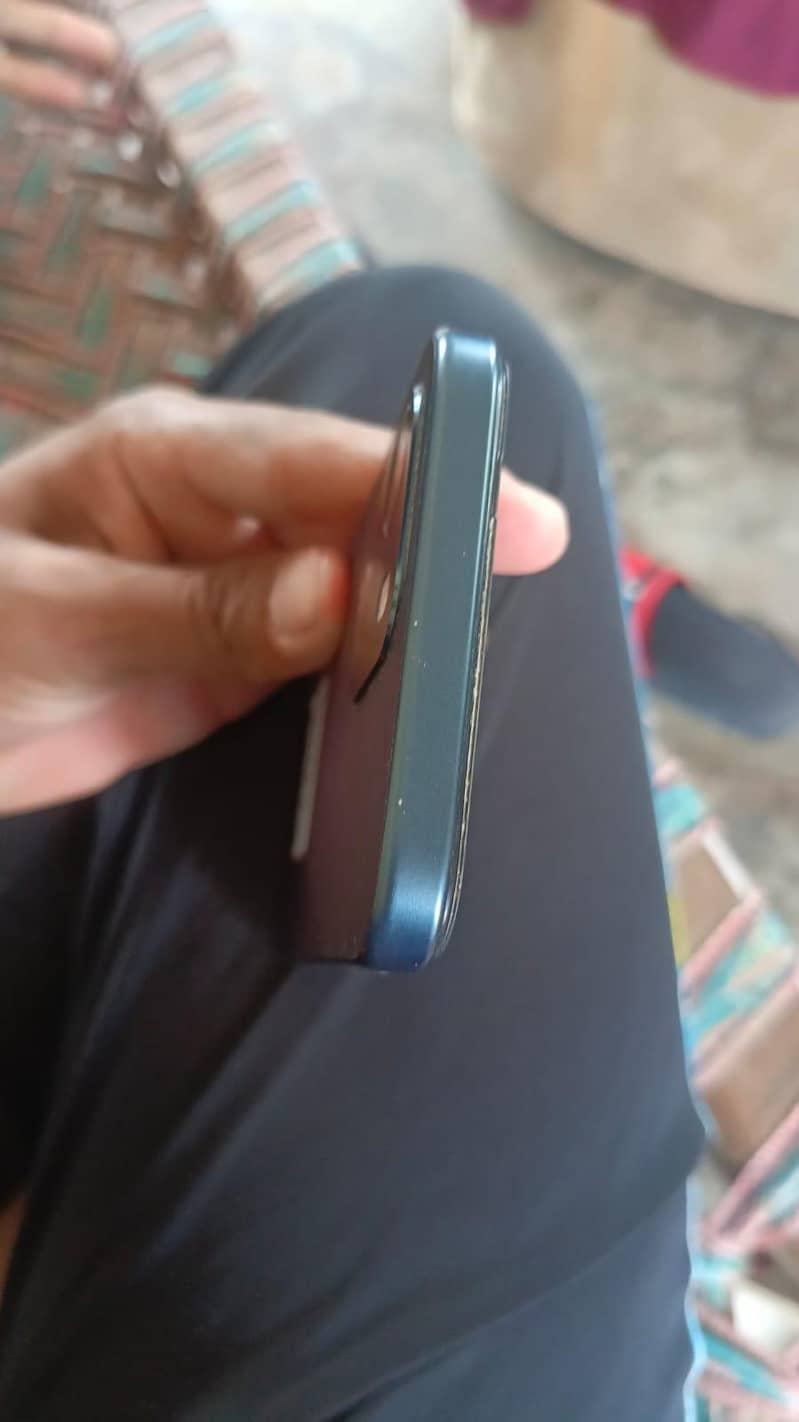 OPPO A6 4