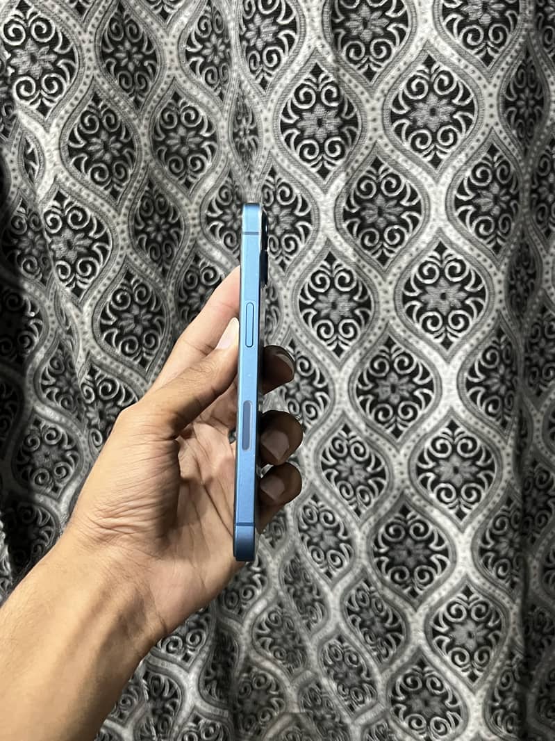 Apple iPhone 13 jv 2