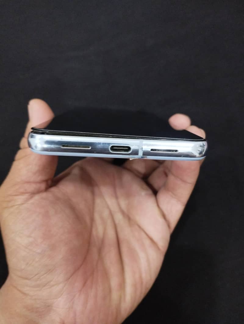 Google Pixel 8 Pro 5