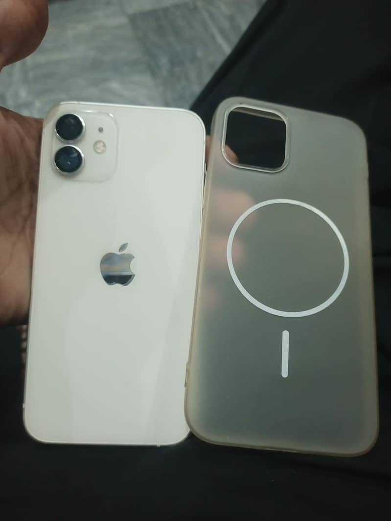 Apple iPhone 12 7