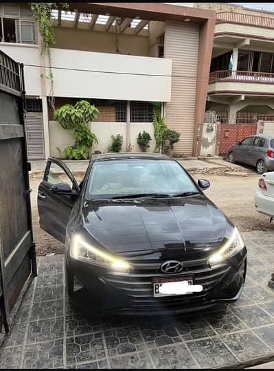 Hyundai Elantra 2021
