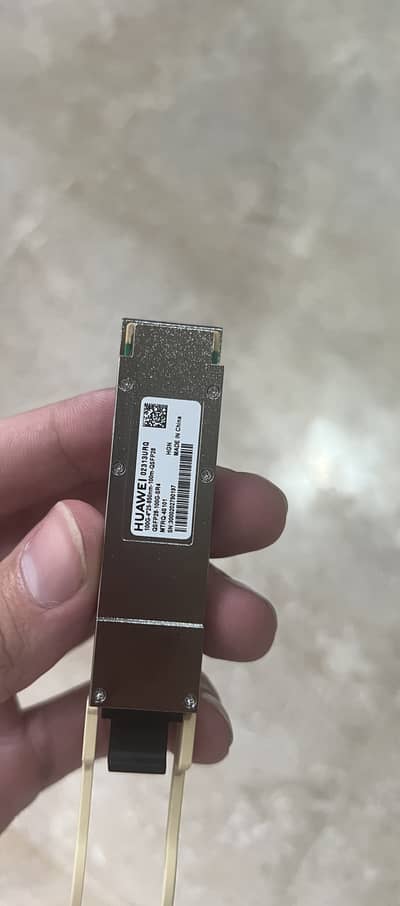 Huawei 100G QSFP28 Transceiver Module (QSFP28-100G-SR4)