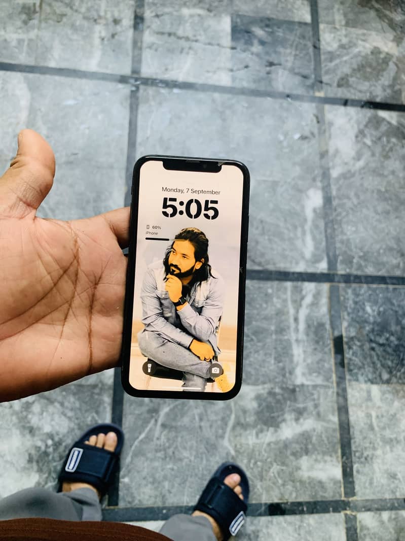 iPhone X 0