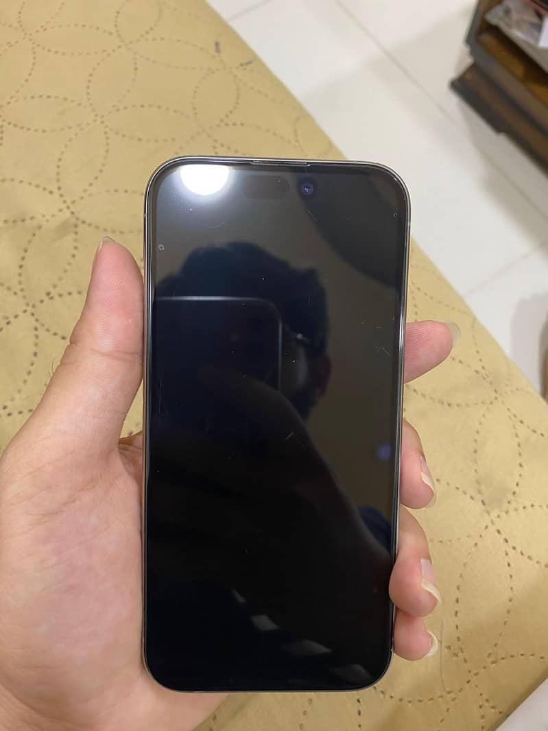 Apple iPhone 15 Pro 1