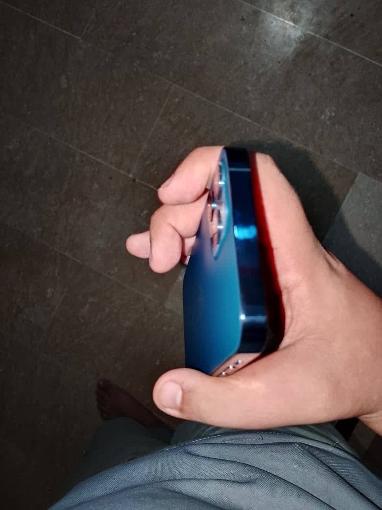 Apple iPhone 12 Pro 8