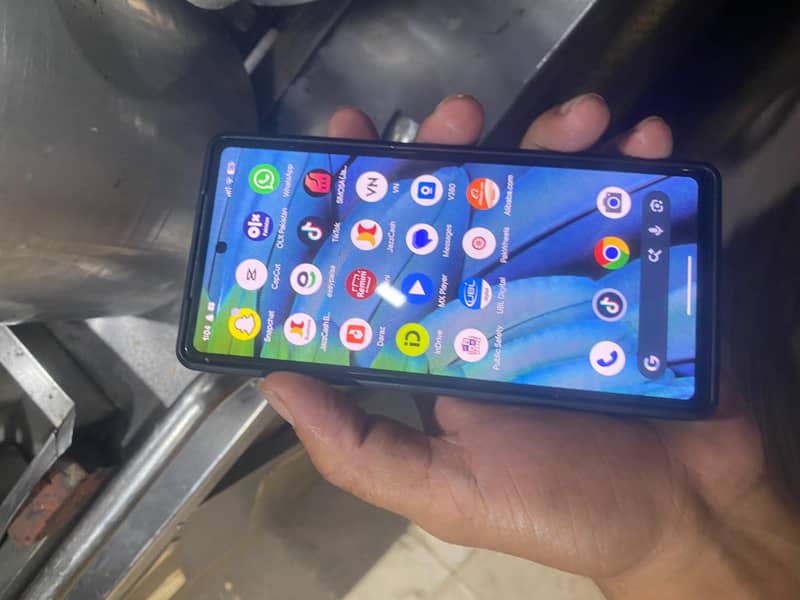 Google Pixel 7a 5