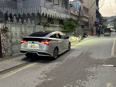 Toyota Prius 2019