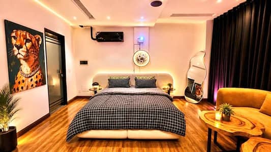 1 Bedroom Luxury Furnished Apartment is Available for Rent in Bahria Town Lahore