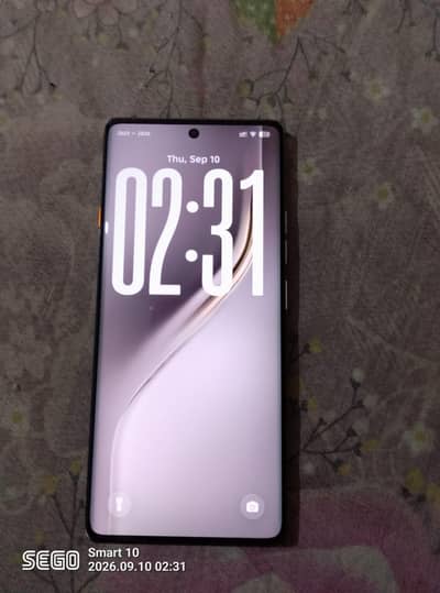 Tecno CAMON 40 Pro