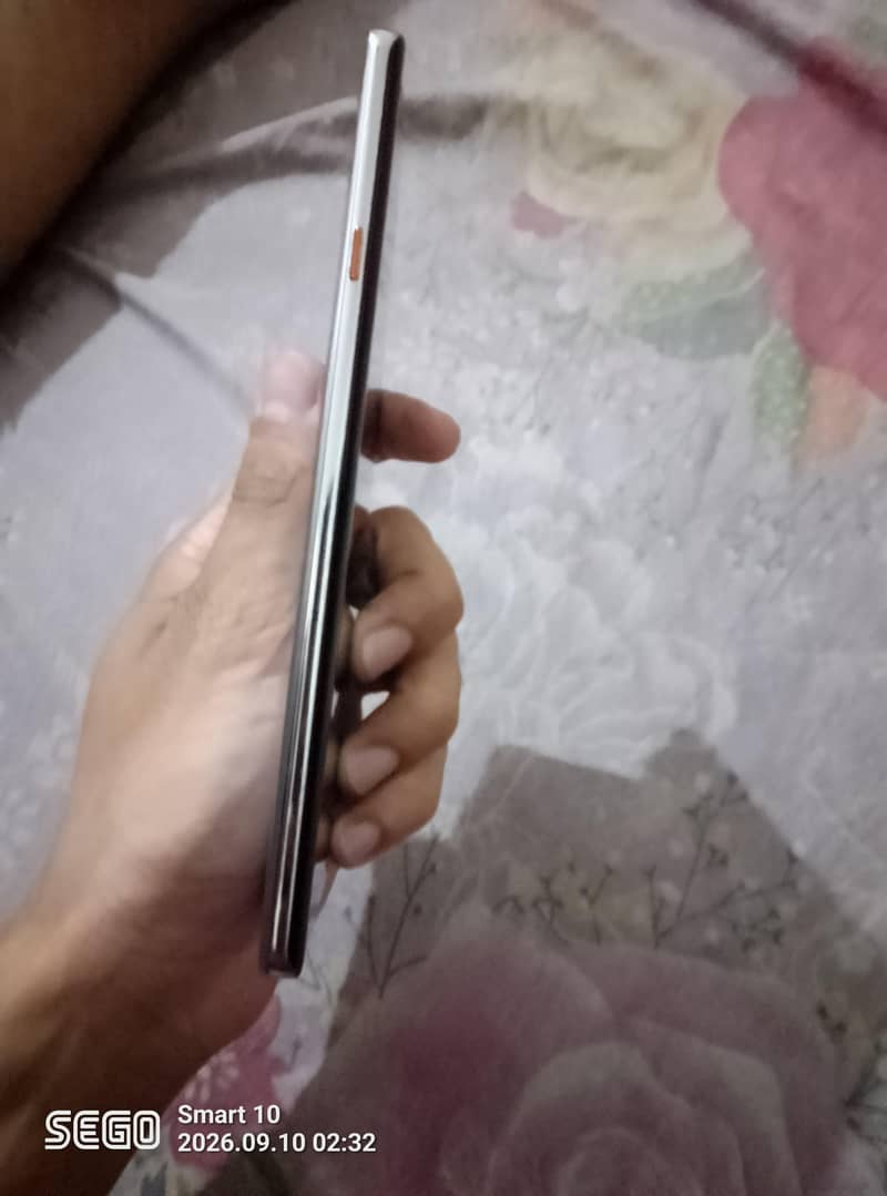 Tecno CAMON 40 Pro 3
