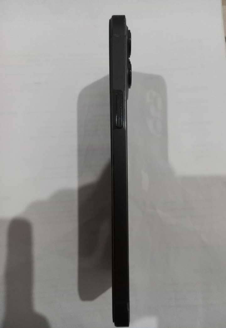 Apple iPhone 12 Pro Max 4