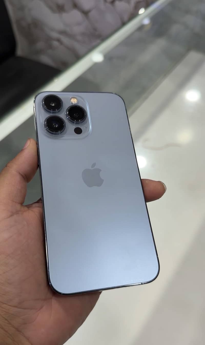 iPhone 13 Pro 3