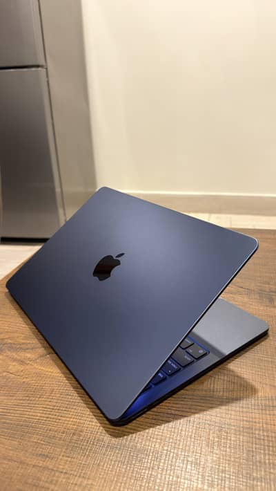 MacBook Air M2 13.6” | 8/256GB Midnight