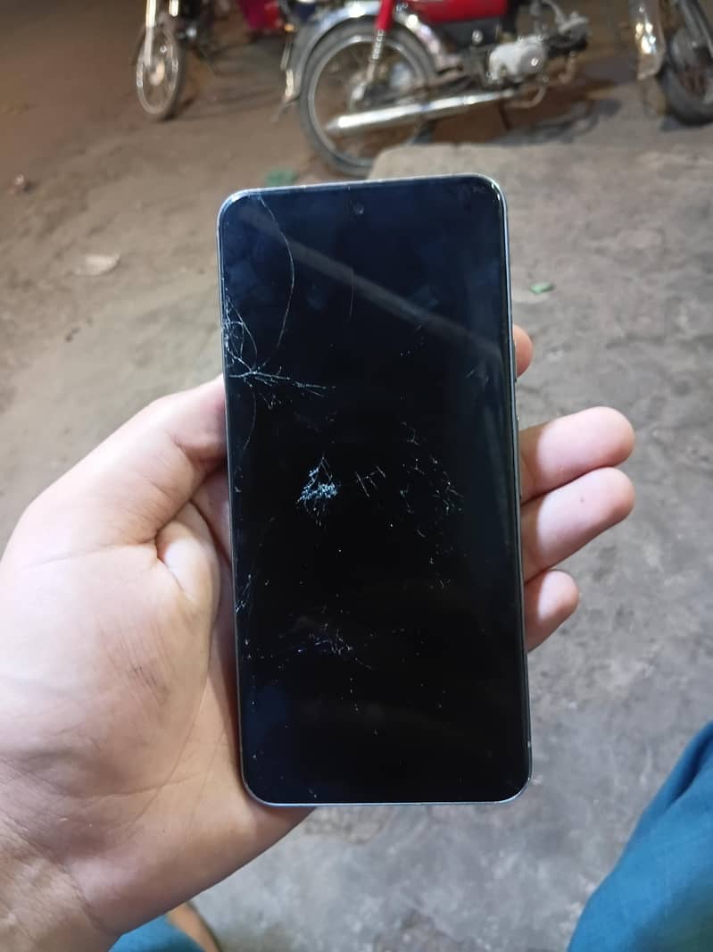 Google Pixel 8 5