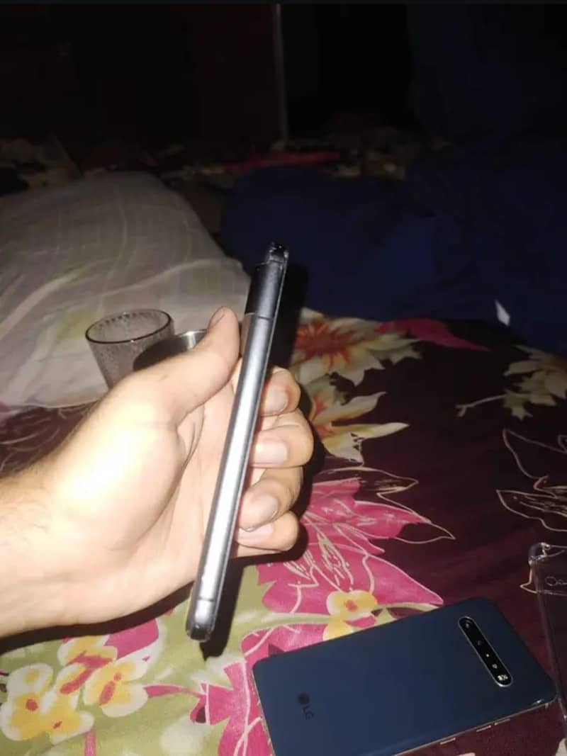 Google Pixel 8 1
