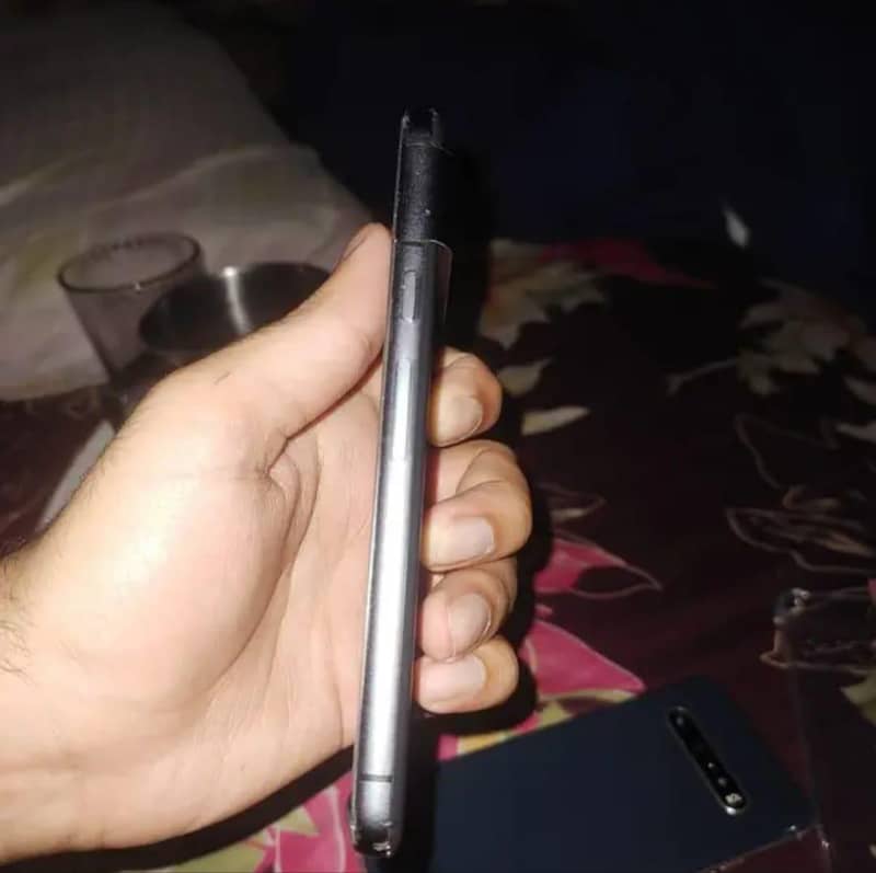 Google Pixel 8 3