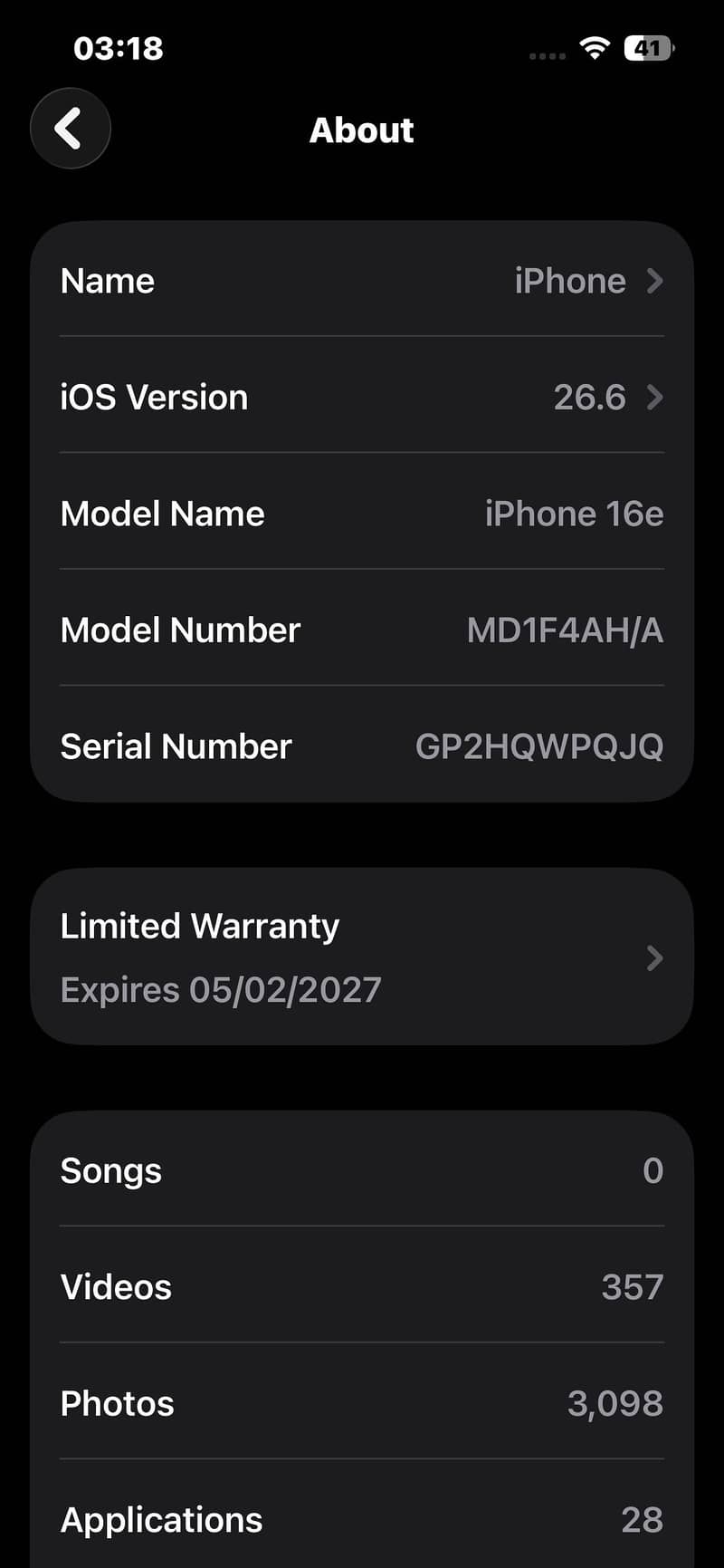 Apple iPhone 16e 6