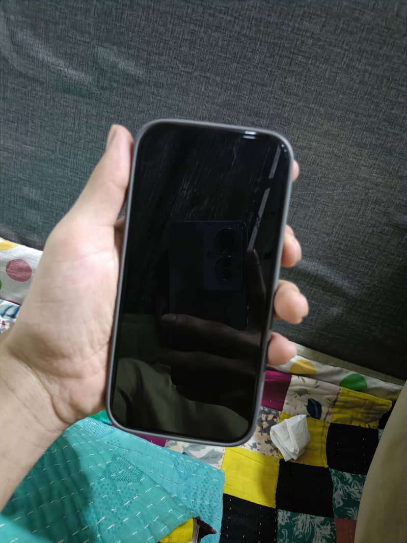 Apple iPhone 14 Pro 2