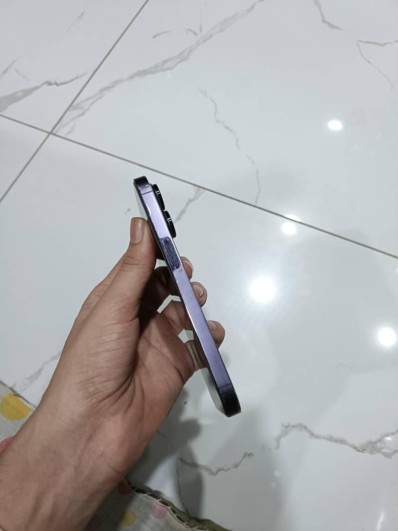 Apple iPhone 14 Pro 3