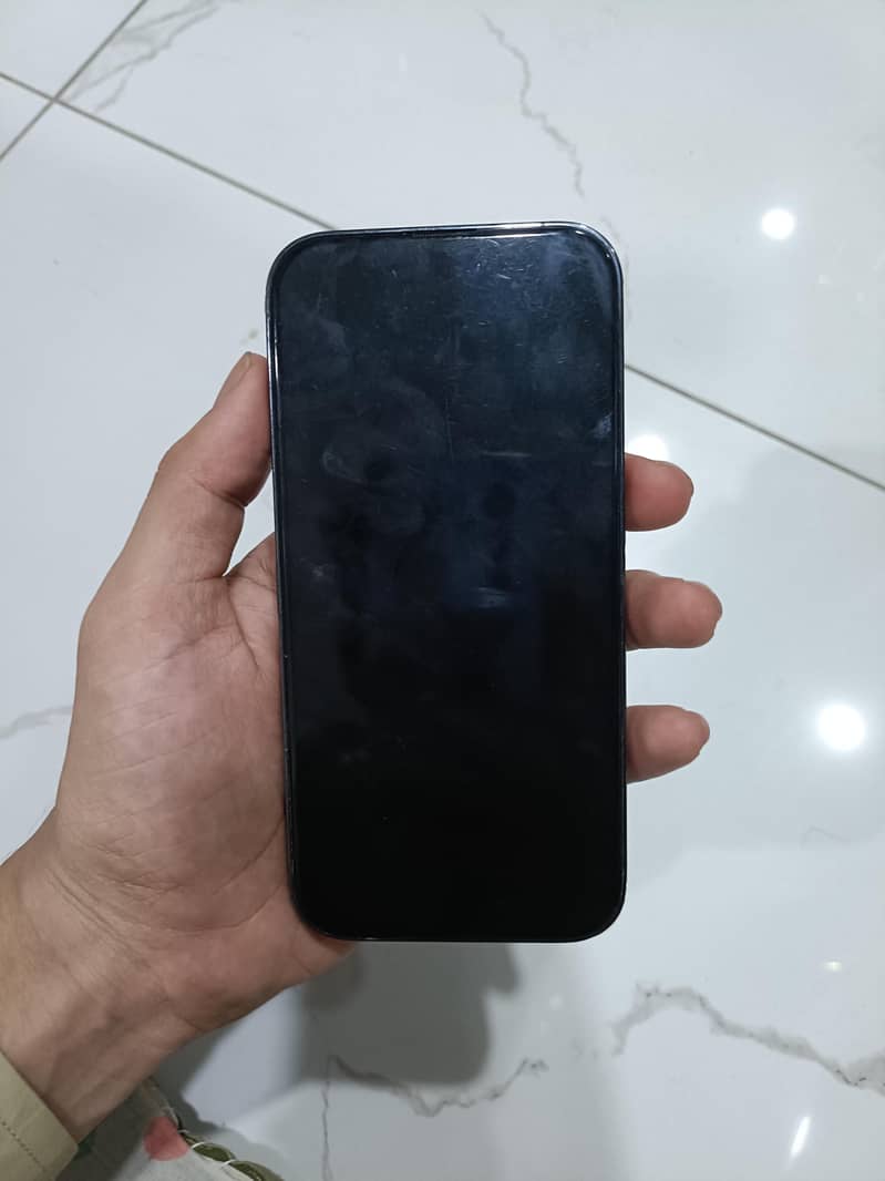 Apple iPhone 14 Pro 9