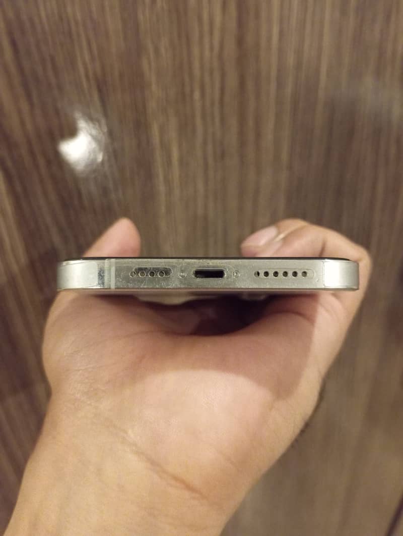 Apple iPhone 12 Pro Max 2