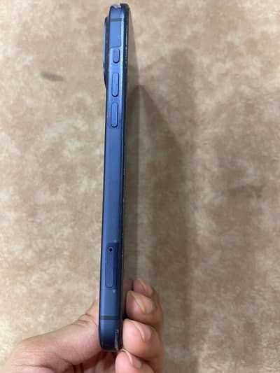 17 pro max ,pta approved ,206 cycles count blue colour