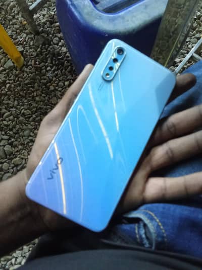 Vivo S1