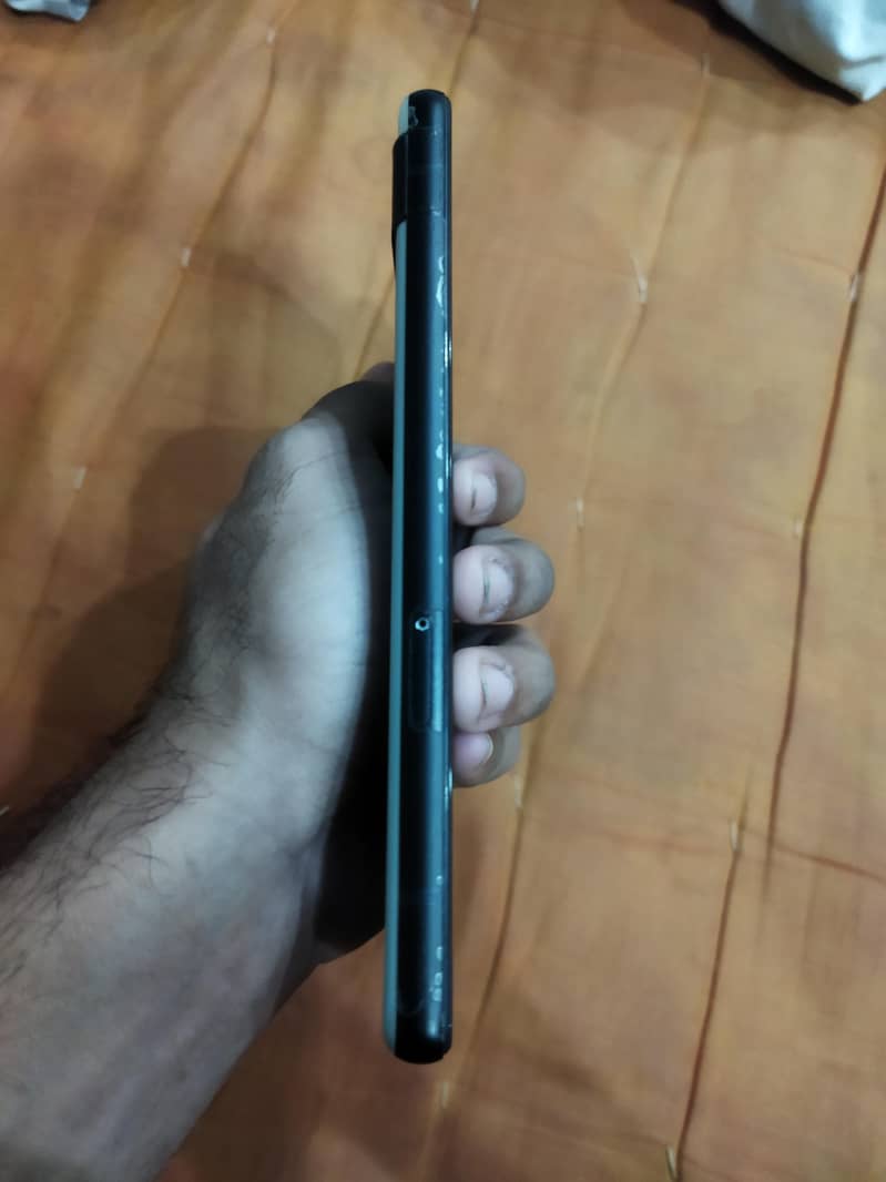 Google Pixel 6a 5