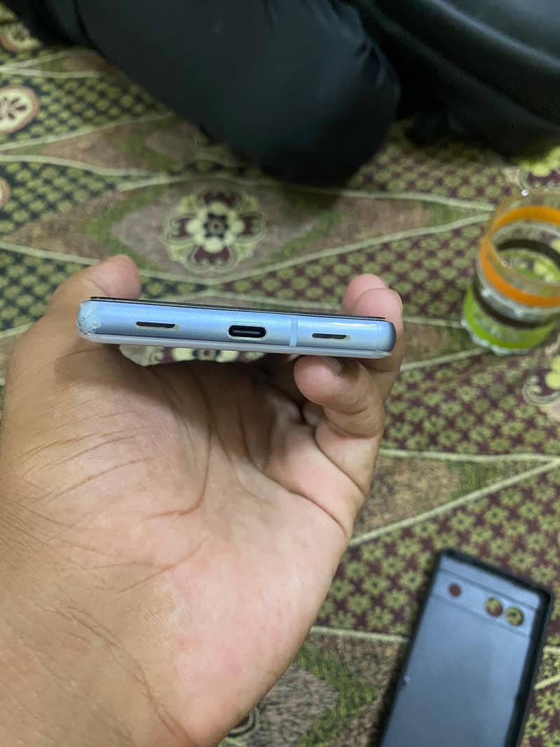 Google Pixel 7a 1