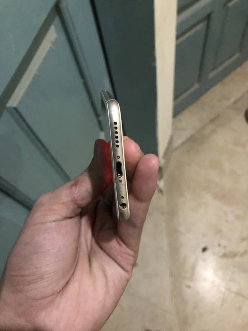 Apple iPhone 6 2