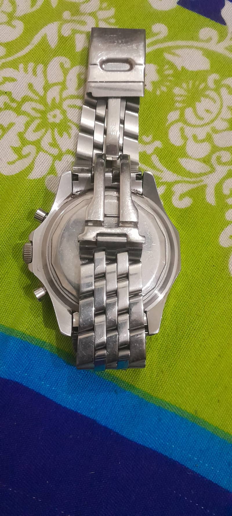 watch 3