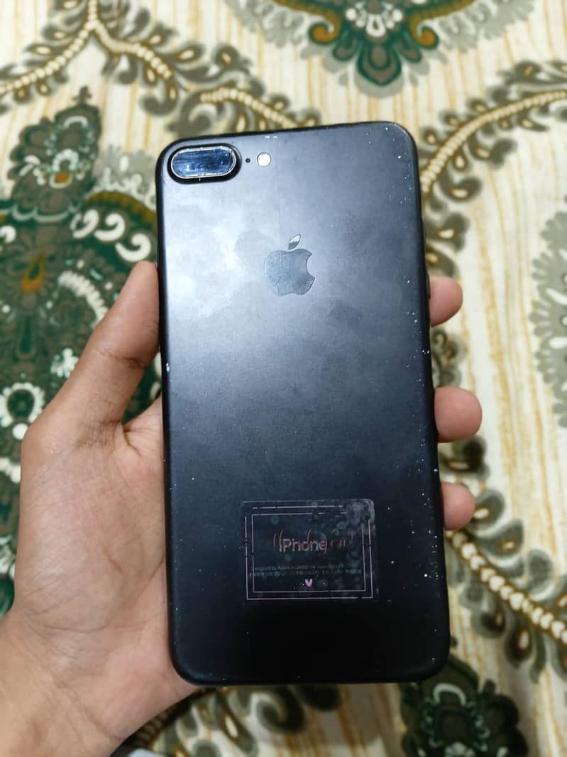 Apple iPhone 7 Plus 0