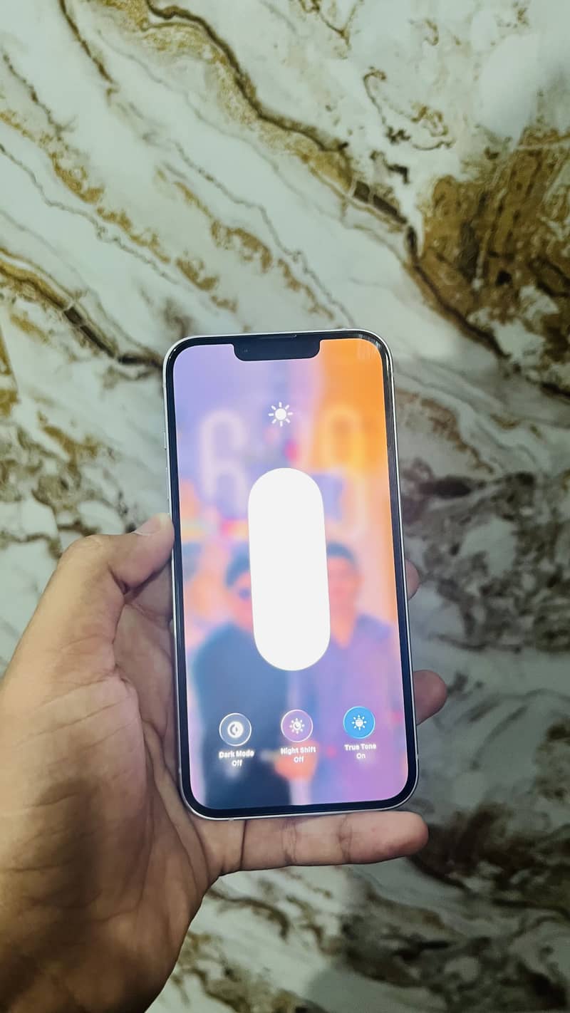 Apple iPhone 14 6