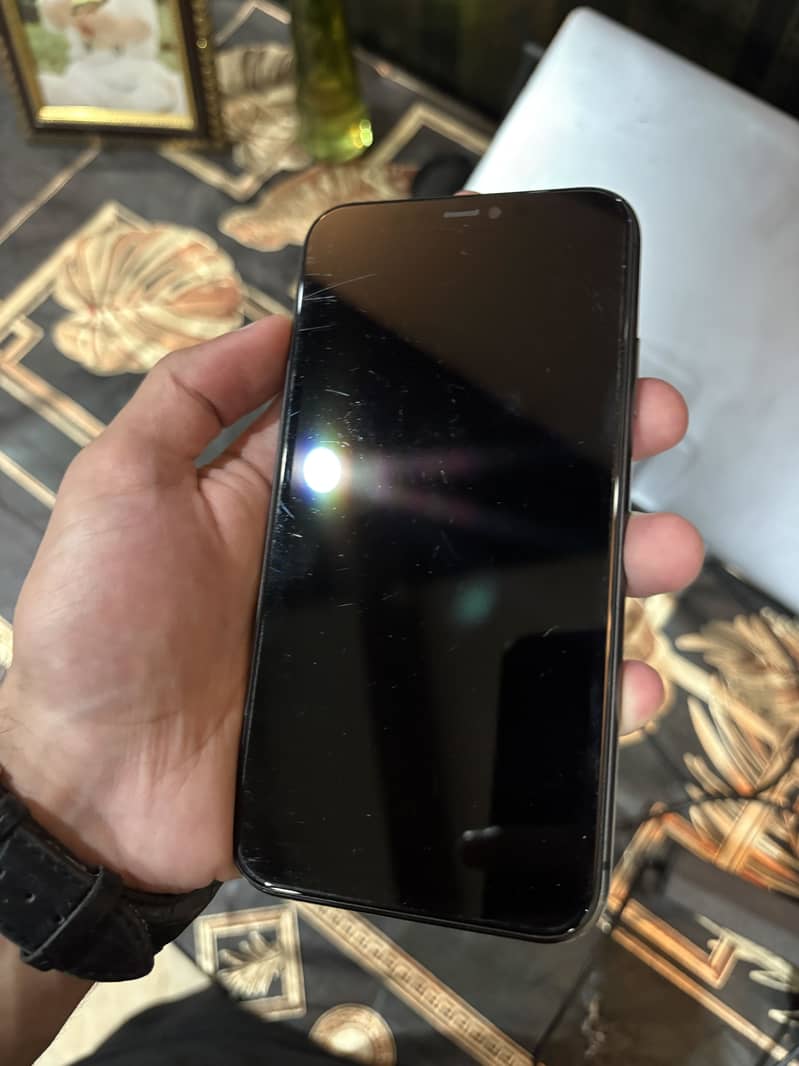 Apple iPhone 11 5
