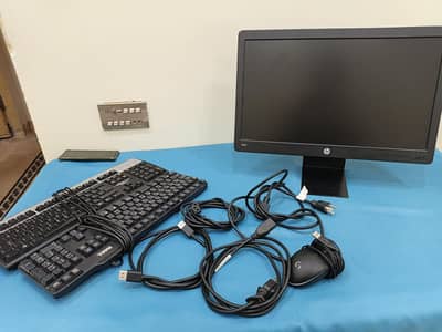 best low budget LED size 22 anch 10 by 10 condition for sale