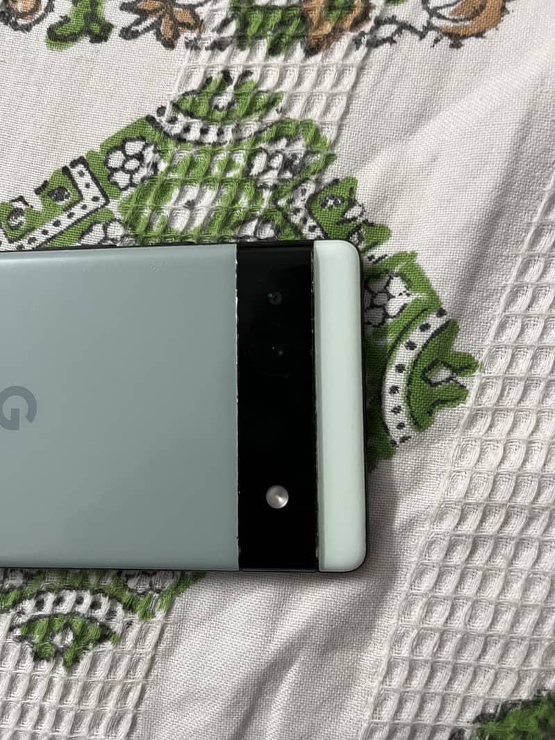 Google Pixel 6a 3