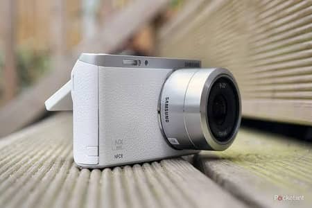 SAMSUNG NX MINI VLOGING CAMERA
