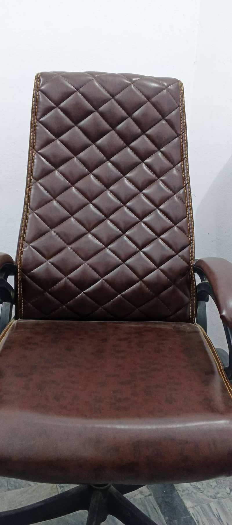 Executive chair 1