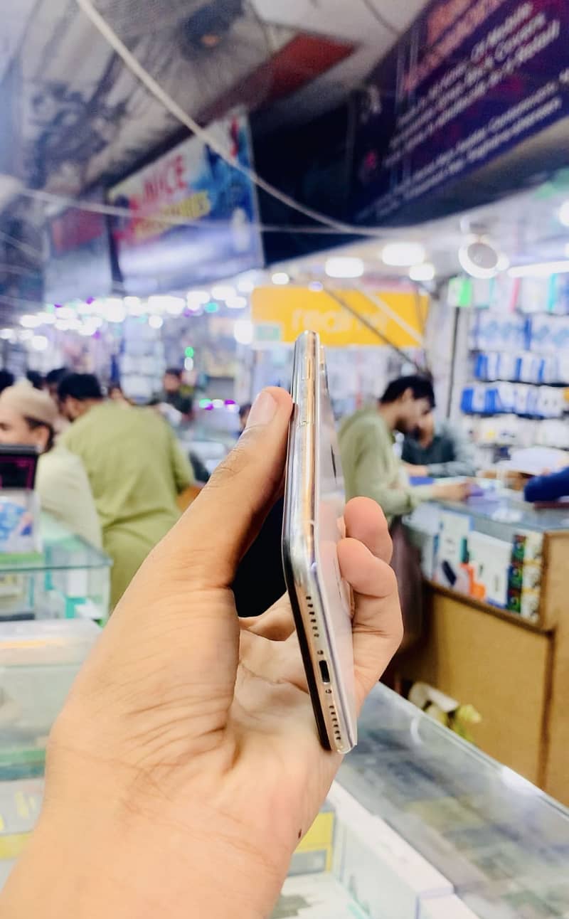 Apple iPhone X 1