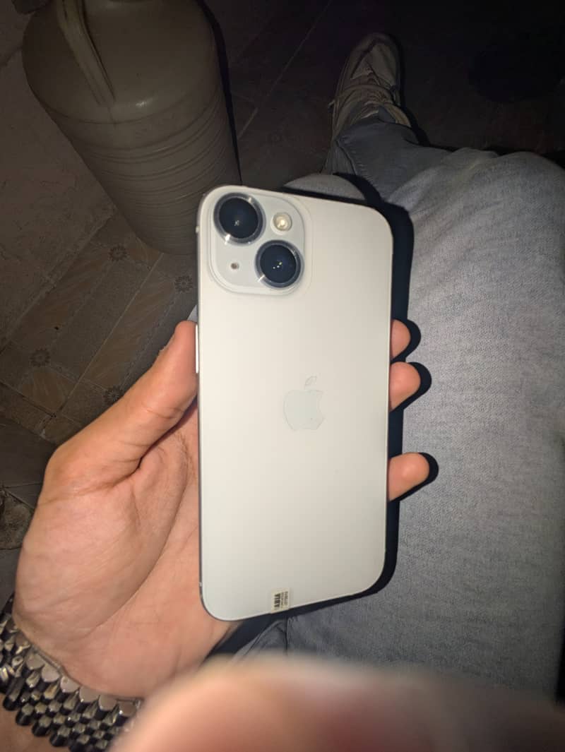 Apple iPhone 15 2