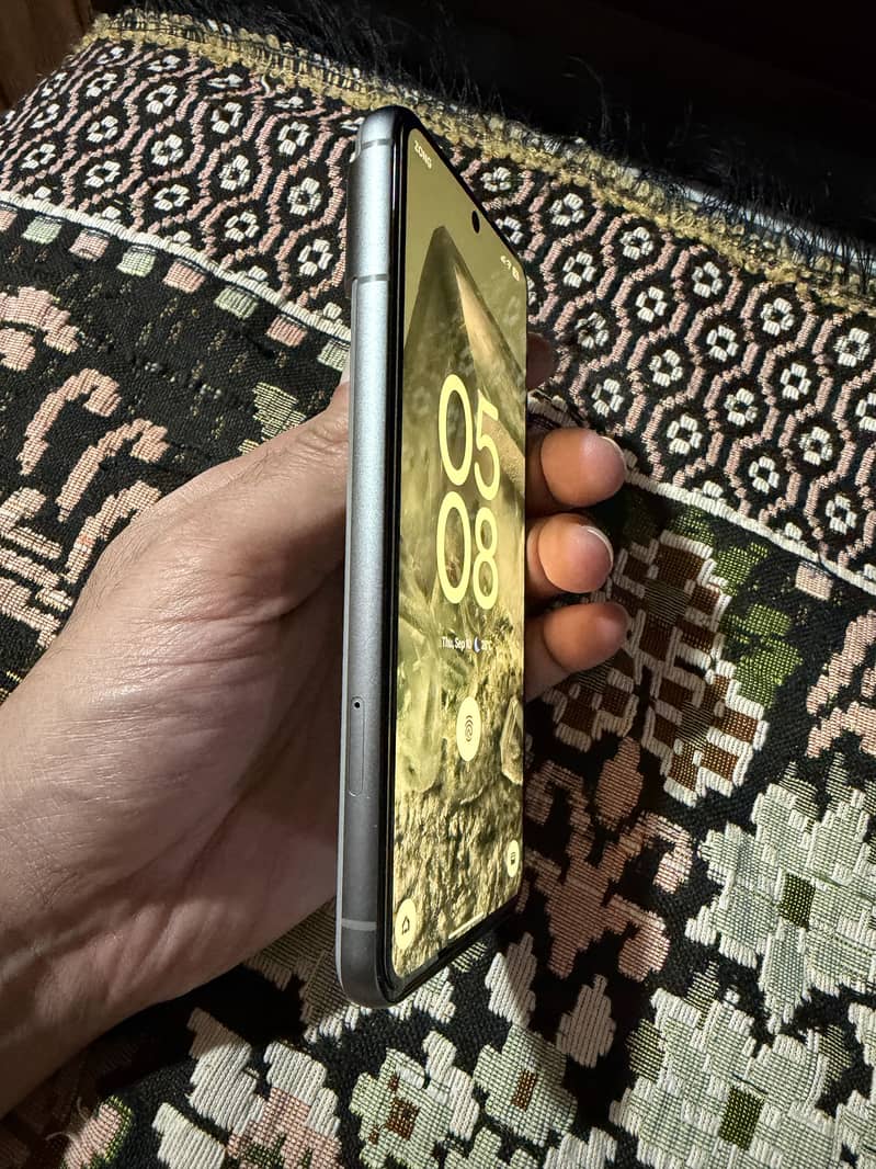 Google Pixel 8 0