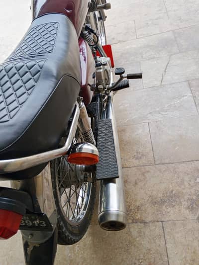 Honda 125 for sale  contact 03301359216 what's app 03701508940