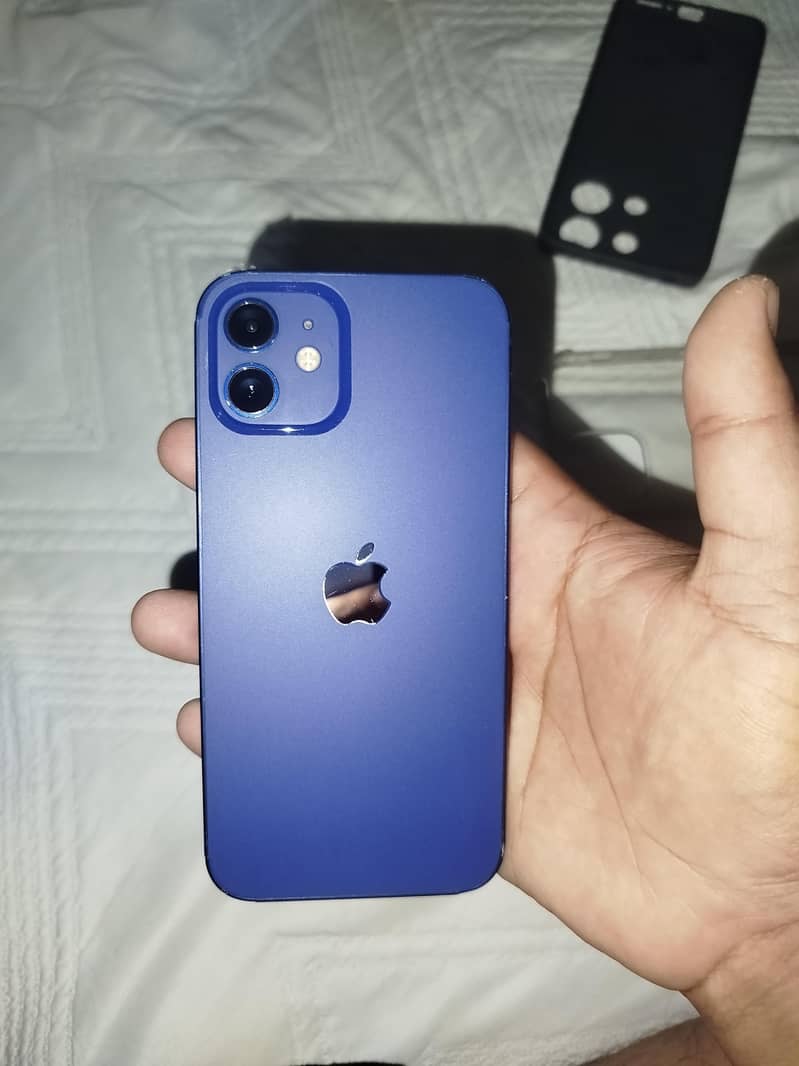 Apple iPhone 12 0
