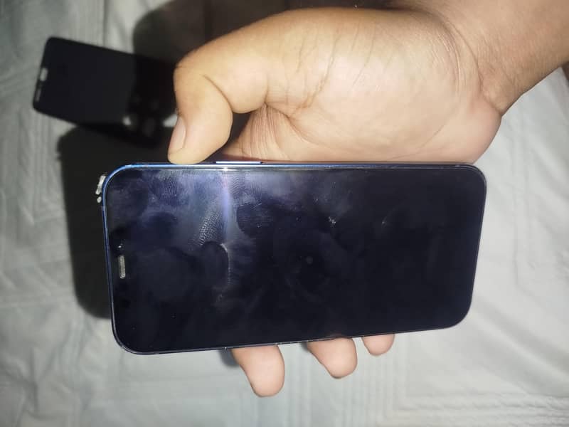Apple iPhone 12 5