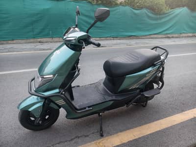 Revoo C32 Young