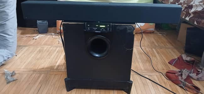Jbl Active Subwoofer 10 inch &vizio Bluetooth 2.1 sound bar USA
