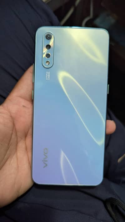 Vivo S1