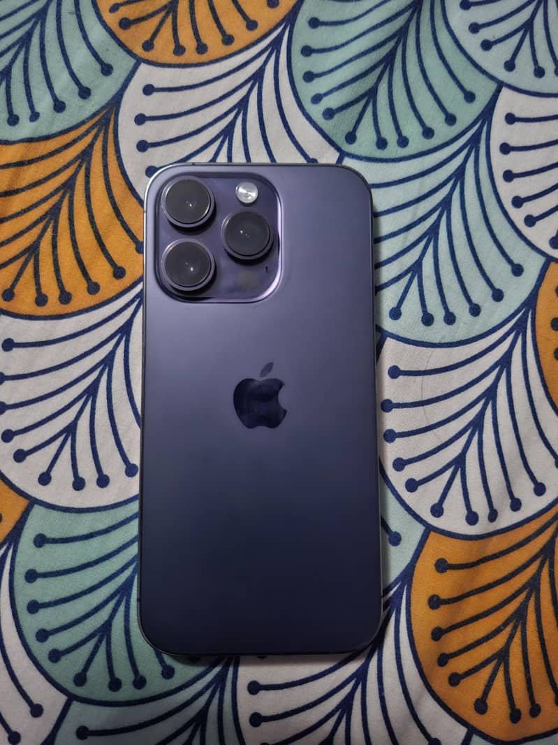 Apple iPhone 14 Pro 1